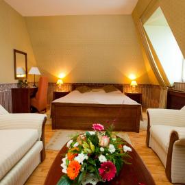 Göcsej Palatinus Étterem és Panzió, hotel in Zalaegerszeg