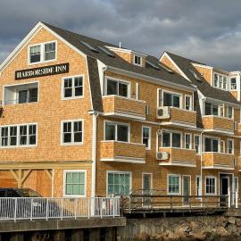 Harborside Inn、ニューポートのホテル