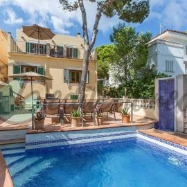 Villa Casablanca near port adriano by villasmediterranean – hotel w mieście El Toro