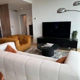 Modern 2 BRM Apt in Williamstown, хотел в Уилямстаун