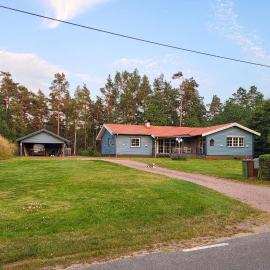 2 Bedroom Gorgeous Home In Långaryd, hotel Långaryd városában