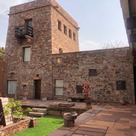 Wada1, hotel di Aihole