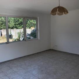 Feel Natural and Relaxed in a 3 Bedroom B Apartment in Gyongyosfalu