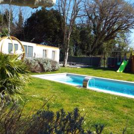 Gîte de Fanny du Moulin de Tartay en Avignon, hotel in Avignon