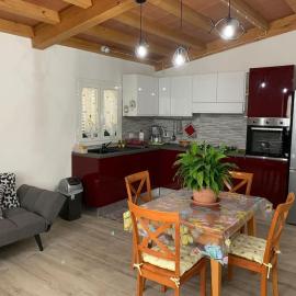 Agriturismo Il Sorbino - Appartamento da Cocca, hotel di Pian dʼAlma