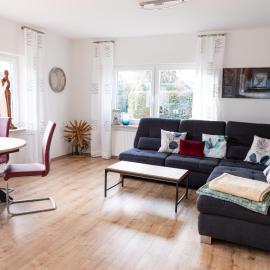 FH Ostfriesland to Huus, zw. Emden und Greetsiel, hotel Hintében