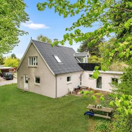 2 Bedroom Beautiful Home In Væggerløse