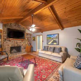 A Pleasant Home for Your Living Pleasure, hotel in Little Rock