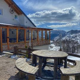Konak Umoljani, hotel in Umoljani