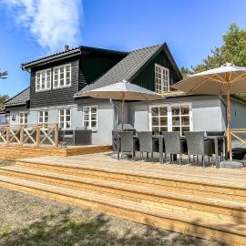 Nice Home In Nexø With Wifi