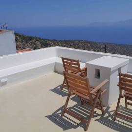 Oniropagida Nisyros apartments #2 Nikia view، فندق في Nikiá
