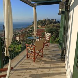 Kiparissia Castle & Sea view, hotel in Kyparissia