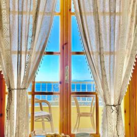 Armonia Elegant Apartments, ξενοδοχείο στις Ροβιές