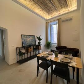 Al Vicolo Holiday House, hotel in Terracina