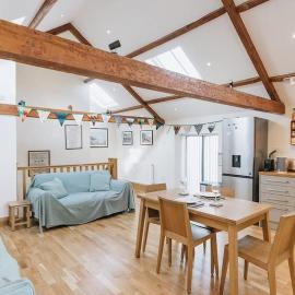 ELM HOUSE BARN - Converted Barn at the gateway to the Lake District National Park