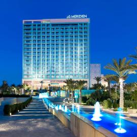 Le Meridien Oran Hotel, hotel v mestu Oran
