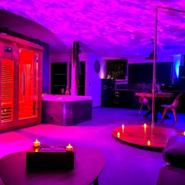 Love room jacuzzi La Villa Des Charmes