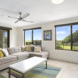 Best Location in Woorim - Ocean Front Pool