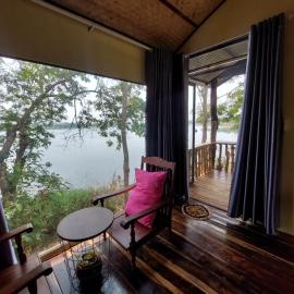 The Lazy Farm - Deluxe Top View Room, hotel in Mewal