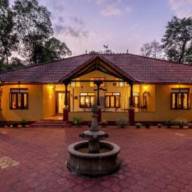 amã Stays & Trails, Rare Earth Estate