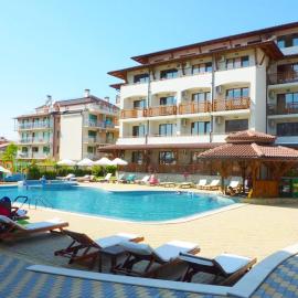 Utopia Apartments Primorsko، فندق في بريمورسكو