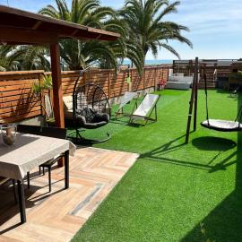 Casa en primera linea de playa, hotel in Puzol