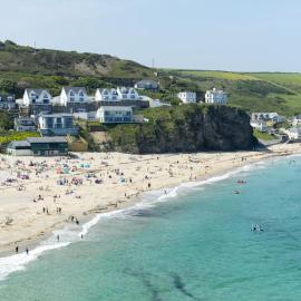 Beach Lovers Paradise in Portreath - With Sea Views & Log Burner just 100m from beach