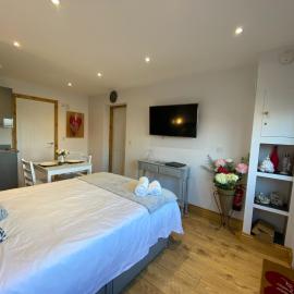 Beautiful 1-Bed studio in Penrith, hotel u gradu Penrit