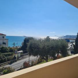 Bell'alloggio a due passi dalle spiagge di Riva Ligure