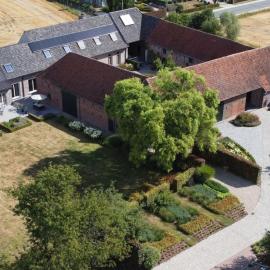 Hermelgemhoeve - Liriope, Hotel in Zwalm