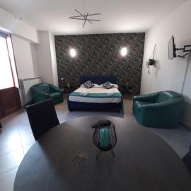 B&B Eden, hotel in LʼAquila