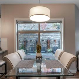 Fabulous Condo at Five Star Resort 209، فندق في West Kelowna