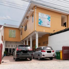 Urbanview Hotel Nisura Homestay Medan by RedDoorz, ξενοδοχείο σε Sunggal