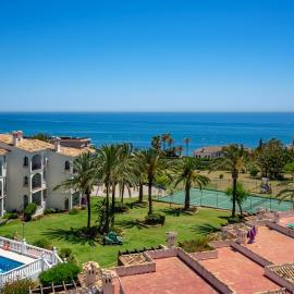 Seaview apt in Riviera by Costarentals - Ref 31, hótel í Mijas Costa