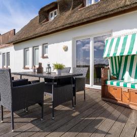 Fischerhaus am Strand Appartement Gartenwohnung, hotel in Brösum