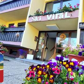 Ski Vital Apartments: Sankt Michael im Lungau şehrinde bir otel