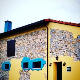 Hostel Casa Vacas, hotel in Carriazo