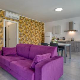 Appartamenti Villa Camporosso- Parchi,Terme di Cola', Hotel in Colà di Lazise