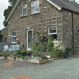 Pant Glas Barn، فندق في Llanbrynmair