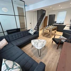 Caernarfon modern townhouse Snowdonia: Caernarfon şehrinde bir otel