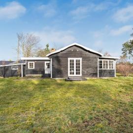 Pet Friendly Home In Risskov With Wifi、Risskovのホテル