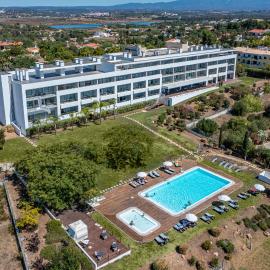 Pelican Alvor, hôtel à Alvor