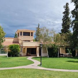 Casa Agostino - Luxury wine resort, готель у місті Мендоса
