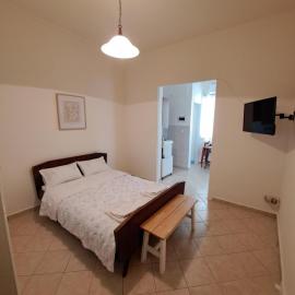 Persefoni's Room, hotel a Nea Kios