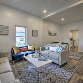 Dunes Home 3 Bedroom I 2 Baths I 2 Living rooms, hotell sihtkohas Chesterton
