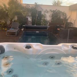 Résidence de bien être avec piscine et Jaccuzi à 2 pas de la plage et du centre ville, hotel in Palavas-les-Flots
