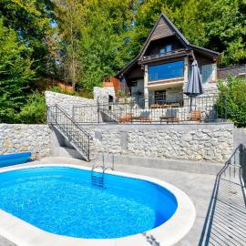 Amazing Home In Zadobarje