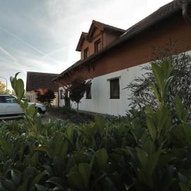 Pension Zum Paradies, hotel u gradu 'Harthausen'