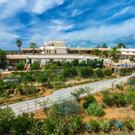 Monte da Bravura Green Resort, hotel a Bensafrim
