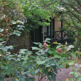 Leafield Cottages, hotel in Dixons Creek